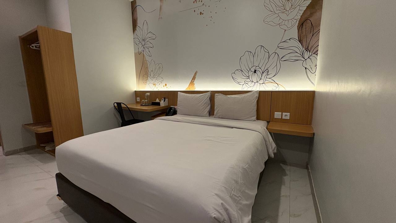 Family Room Botanic Belatuk Hotel — kamar keluarga hotel murah Samarinda